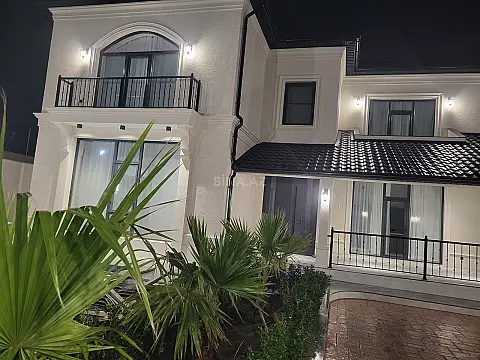 Satılır 6 otaqlı həyət evi 320 m² — Bakı, Buzovna 6 otaq 320.00 m²