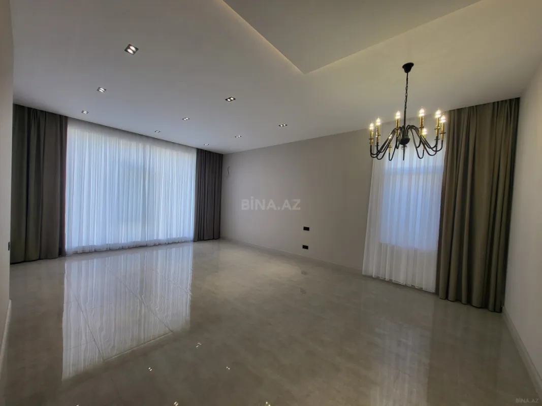 Satılır 6 otaqlı həyət evi 320 m²