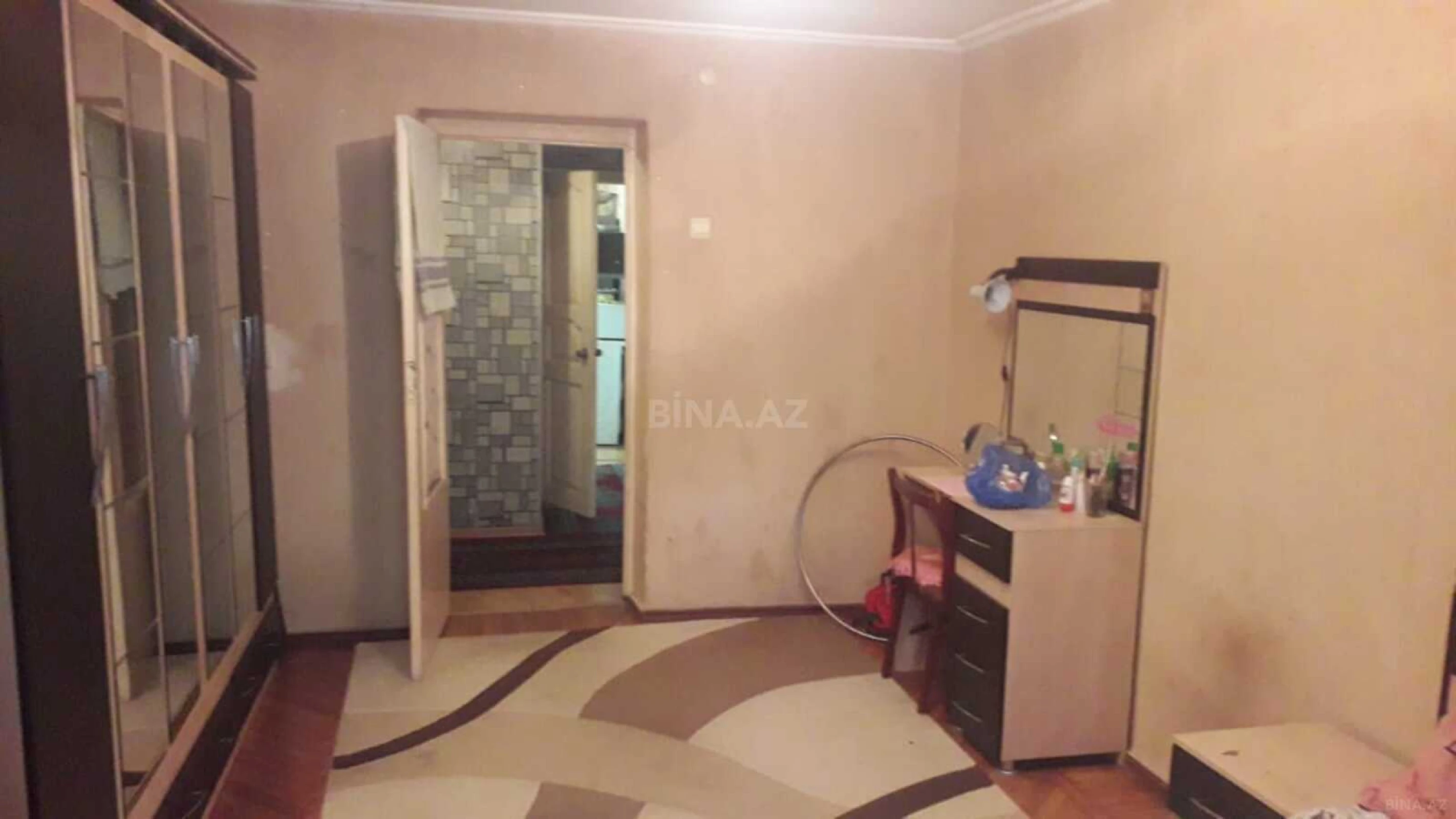 Satılır 3 otaqlı mənzil 67 m²