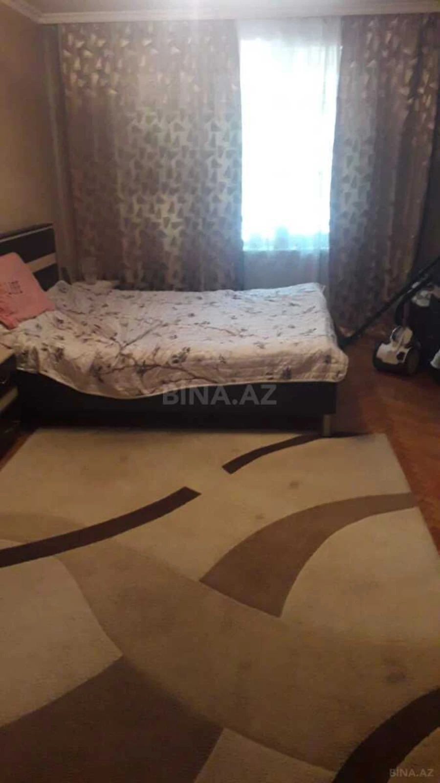 Satılır 3 otaqlı mənzil 67 m²