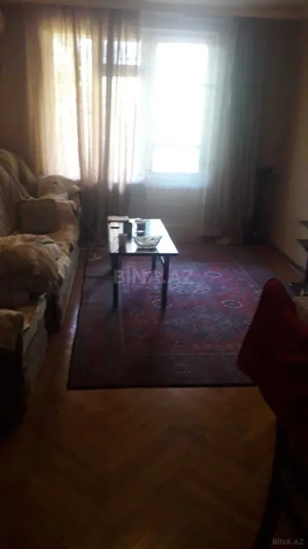 Satılır 3 otaqlı mənzil 67 m²