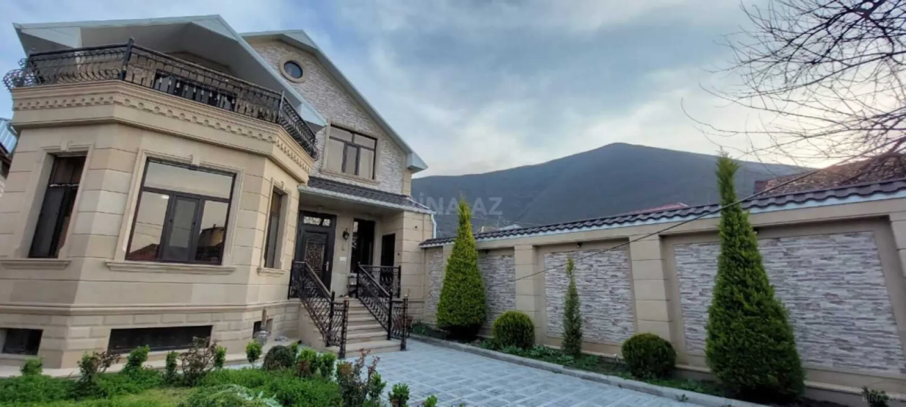 Kirayə verilir 4 otaqlı həyət evi 200 m²