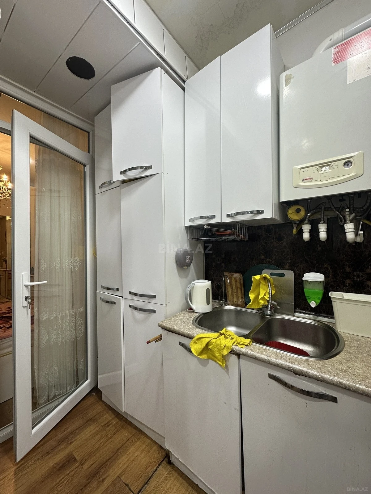 Satılır 2 otaqlı mənzil 58 m²