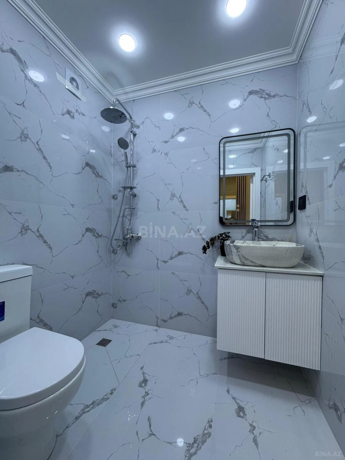 Satılır 2 otaqlı mənzil 45 m²