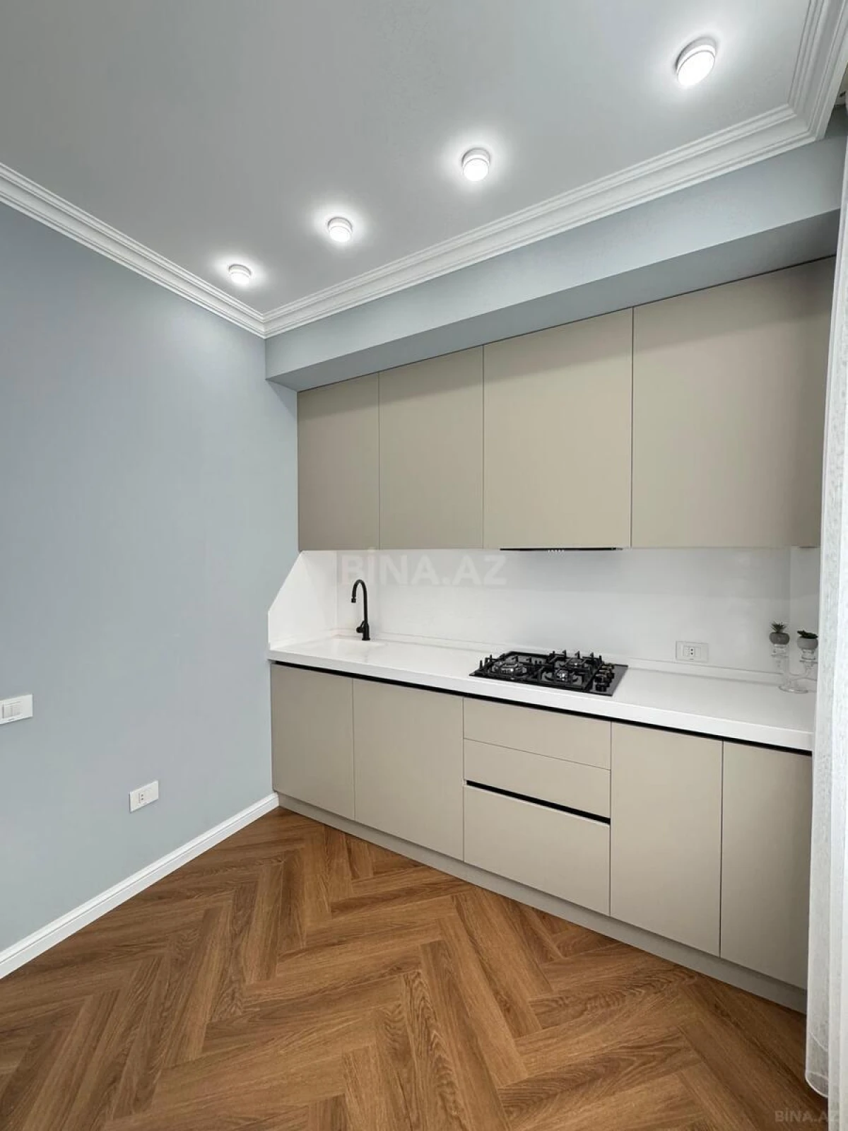 Satılır 2 otaqlı mənzil 45 m²