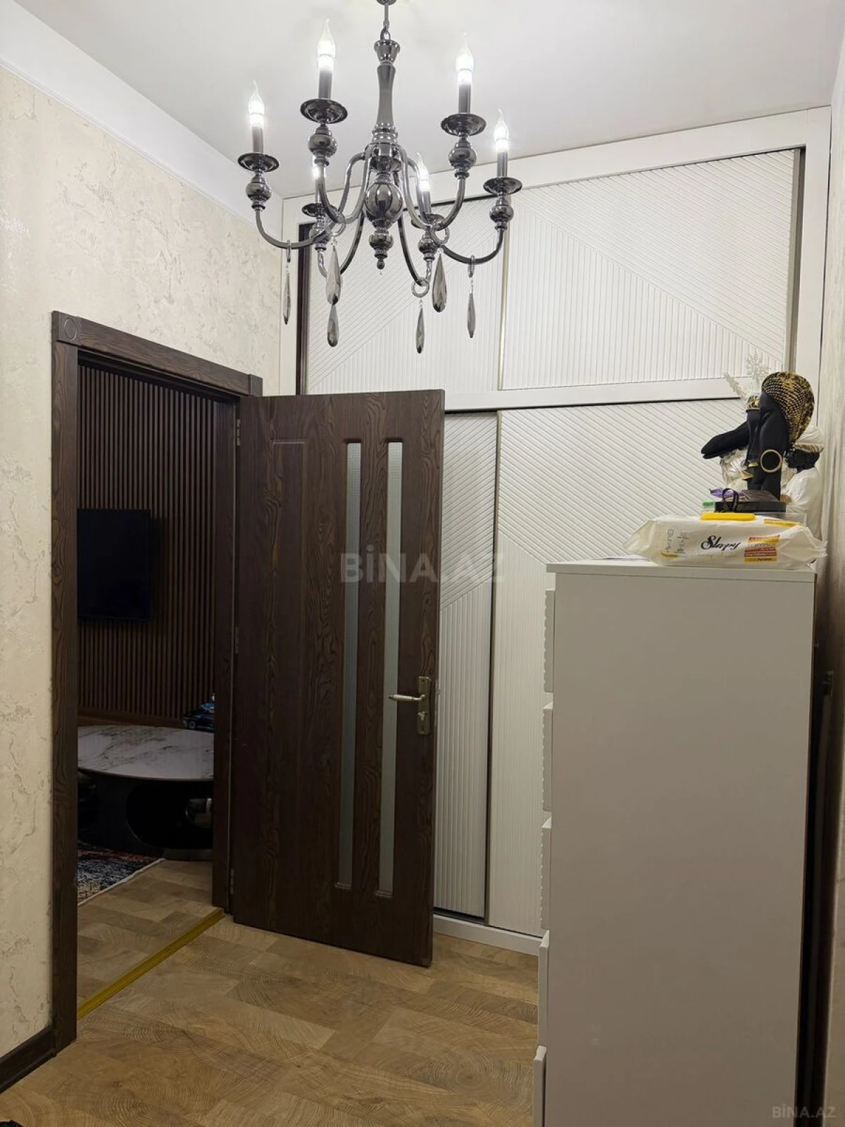 Satılır 2 otaqlı mənzil 60 m²