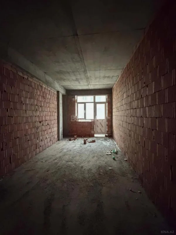 Satılır 2 otaqlı mənzil 78 m²