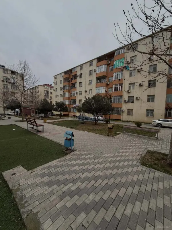 Satılır 2 otaqlı mənzil 78 m²