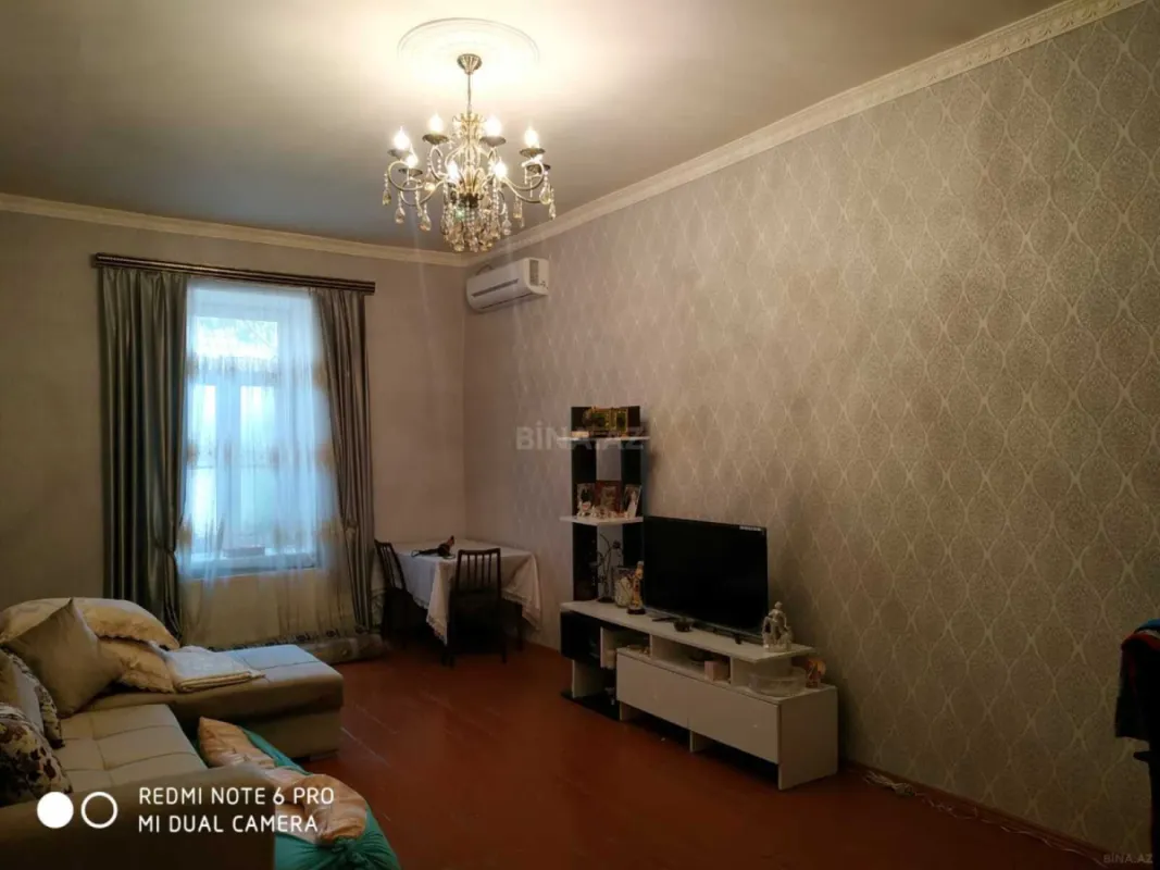 Satılır 5 otaqlı həyət evi 130 m²