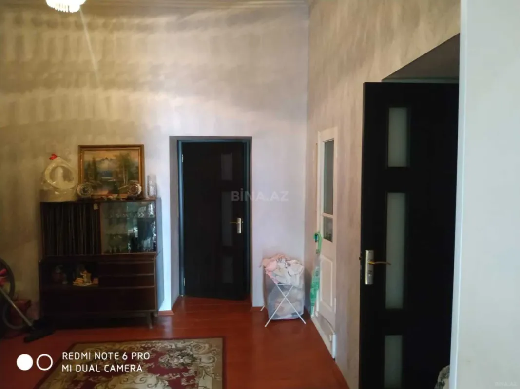 Satılır 5 otaqlı həyət evi 130 m²