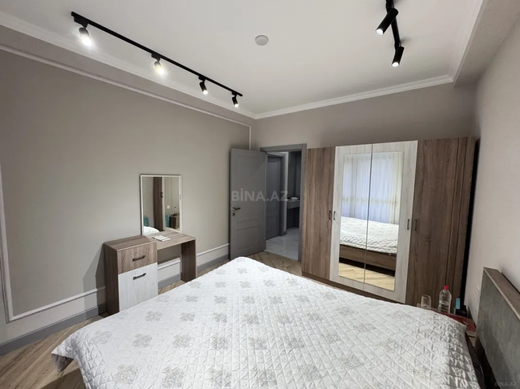 Satılır 2 otaqlı mənzil 64 m²