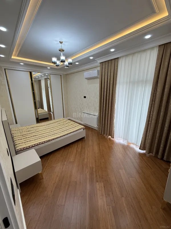 Kirayə verilir 3 otaqlı mənzil 125 m²