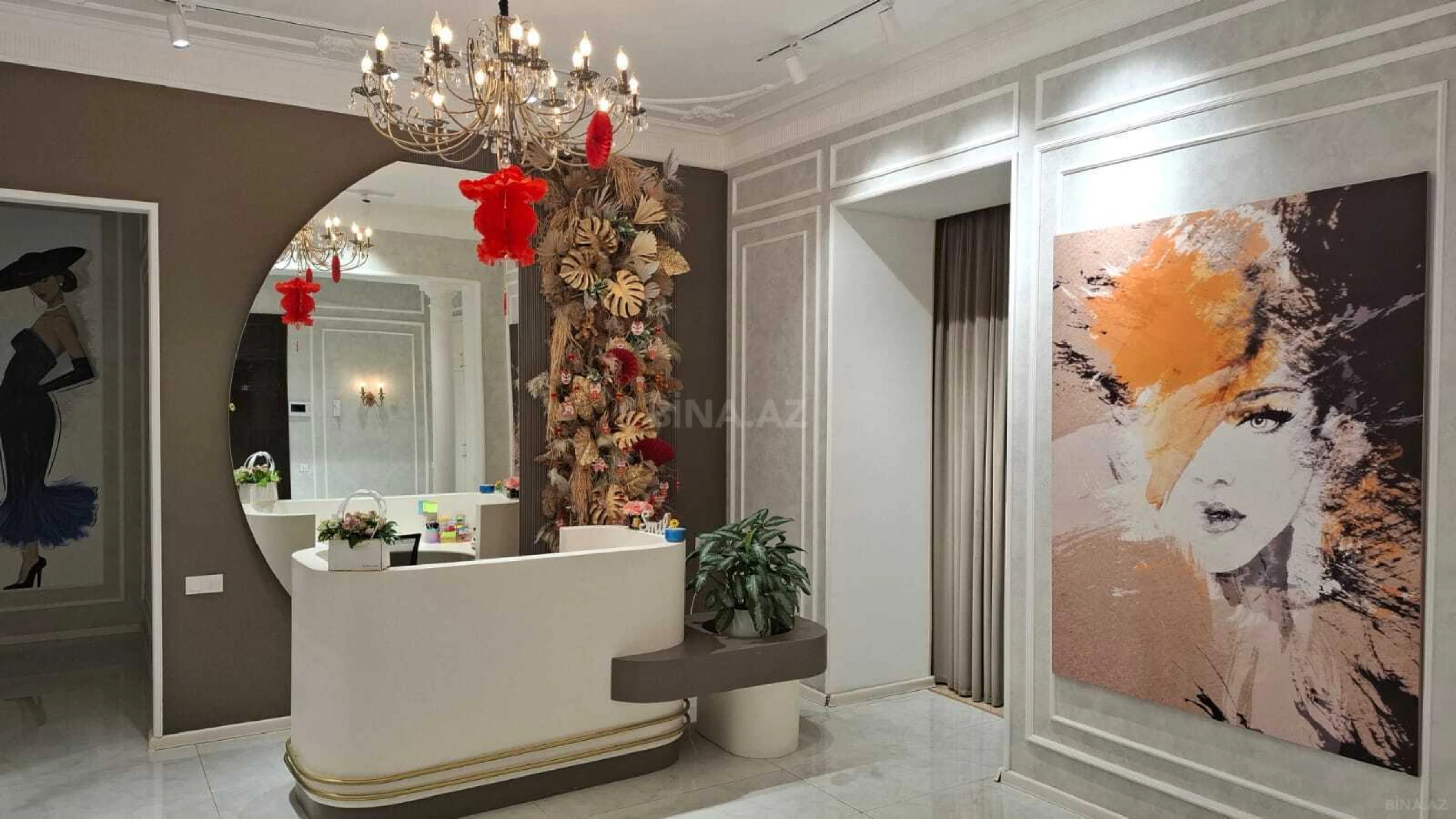 Kirayə verilir 5 otaqlı mənzil 312 m²