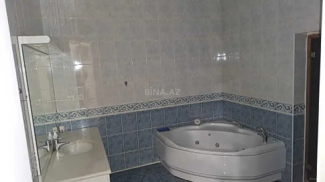 Kirayə verilir 5 otaqlı mənzil 312 m²