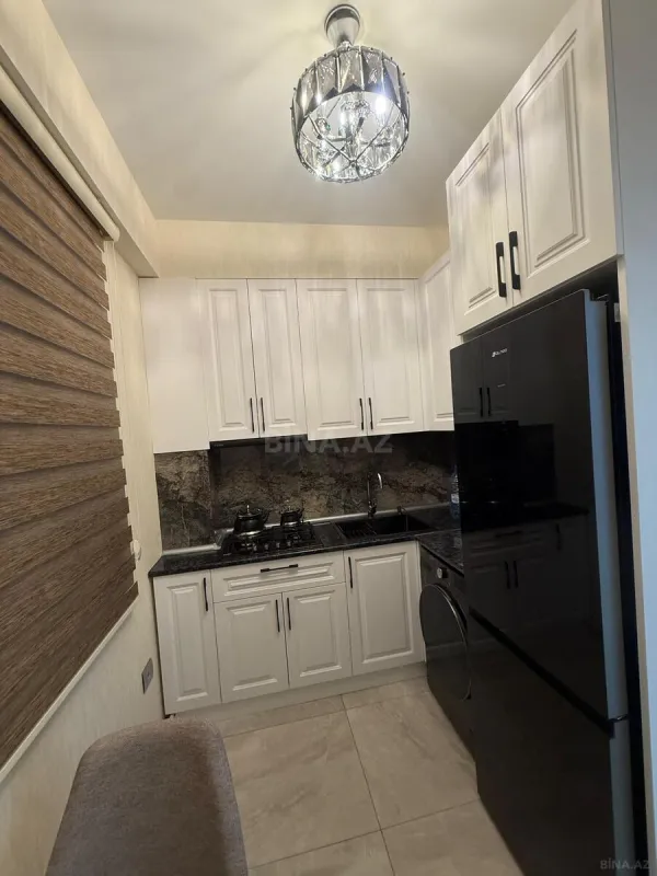 Satılır 2 otaqlı mənzil 75 m²