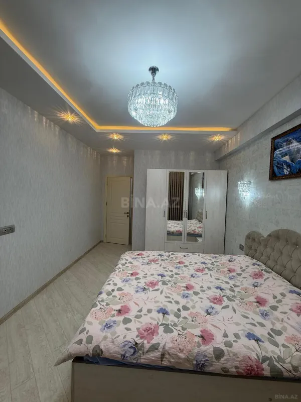 Satılır 2 otaqlı mənzil 75 m²