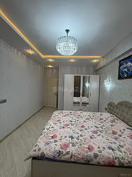Satılır 2 otaqlı mənzil 75 m²