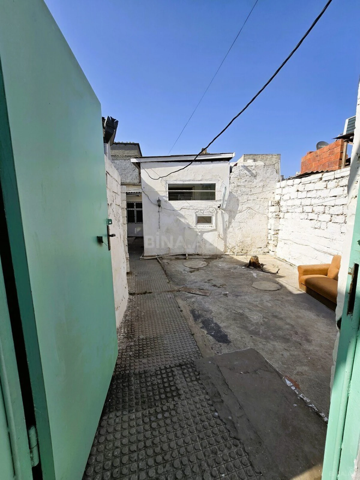 Satılır 4 otaqlı həyət evi 100 m²