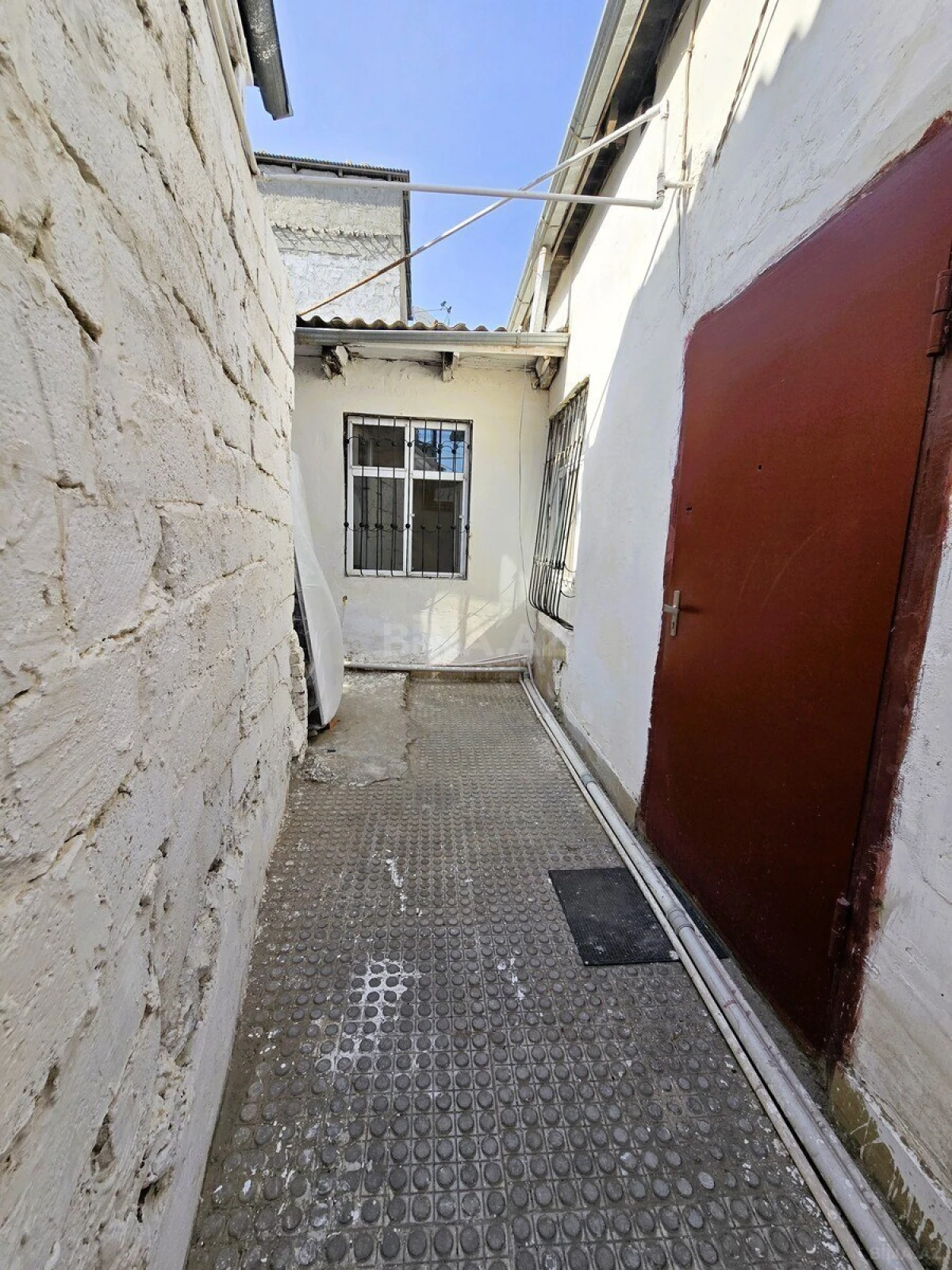 Satılır 4 otaqlı həyət evi 100 m²