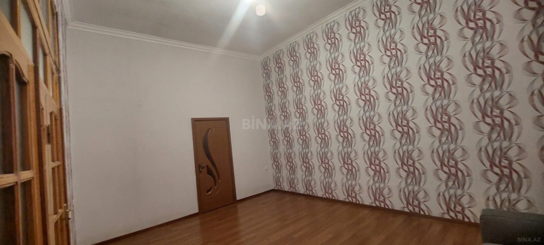 Satılır 1 otaqlı mənzil 56.7 m²
