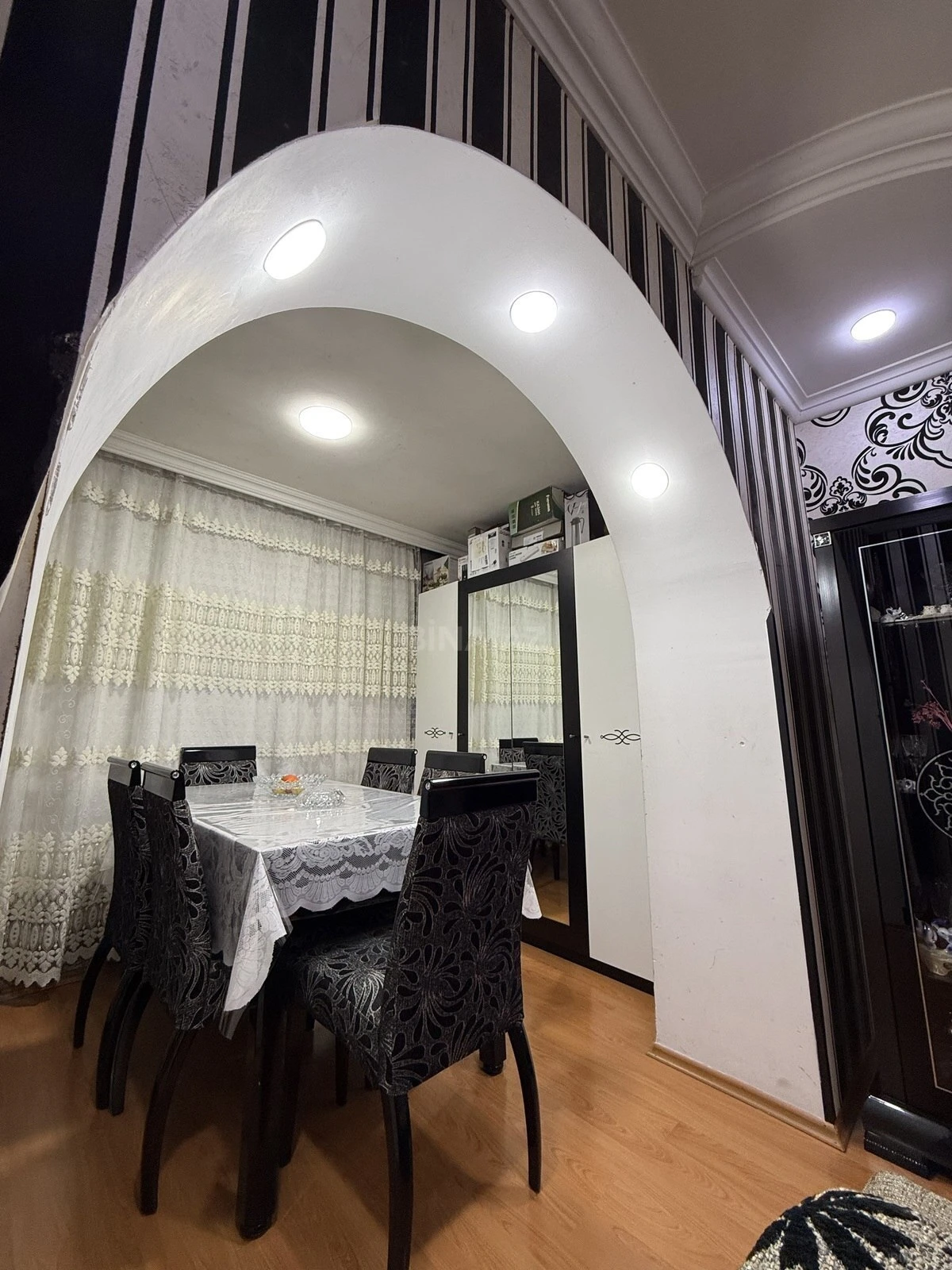 Satılır 3 otaqlı mənzil 72 m²