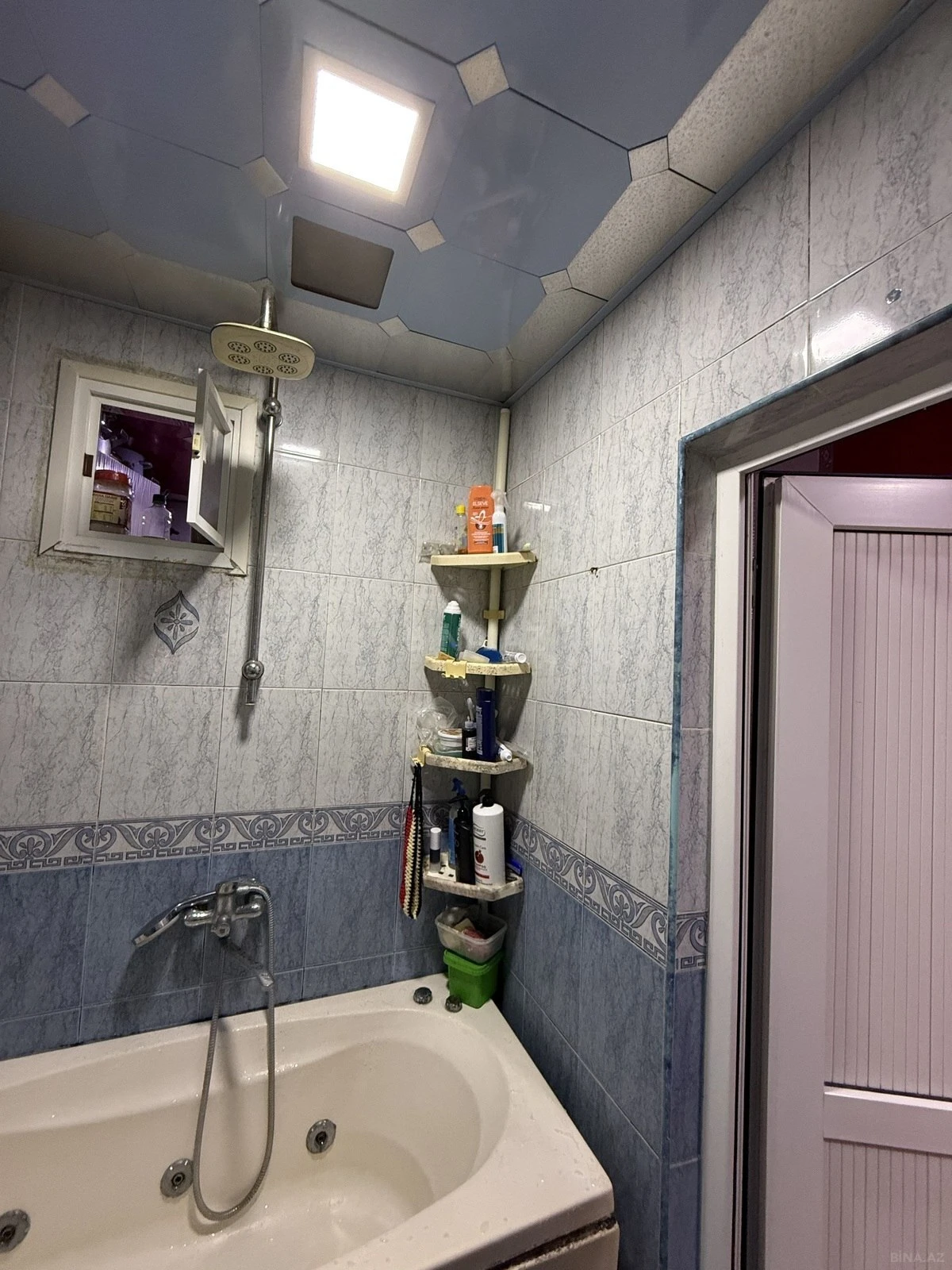 Satılır 3 otaqlı mənzil 72 m²