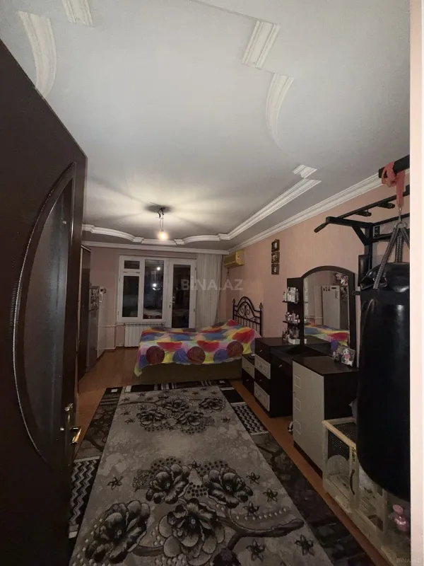 Satılır 3 otaqlı mənzil 72 m²