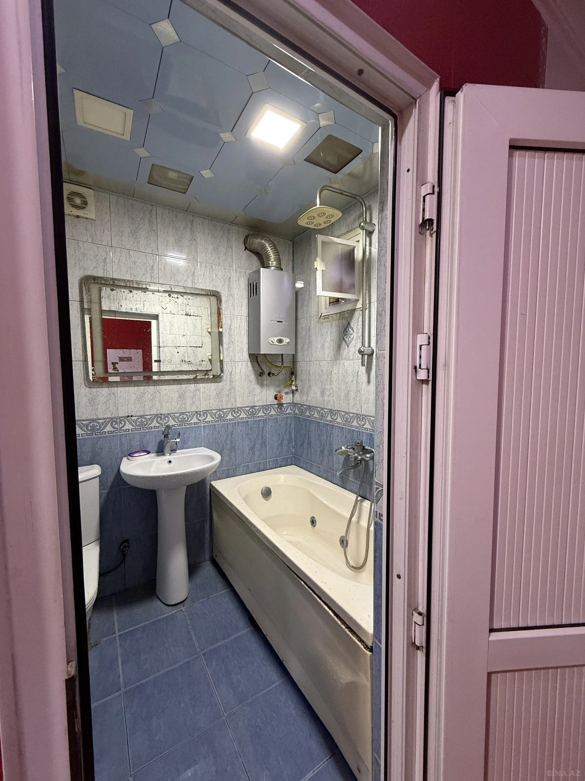 Satılır 3 otaqlı mənzil 72 m²