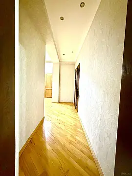 Satılır 2 otaqlı mənzil 102 m²