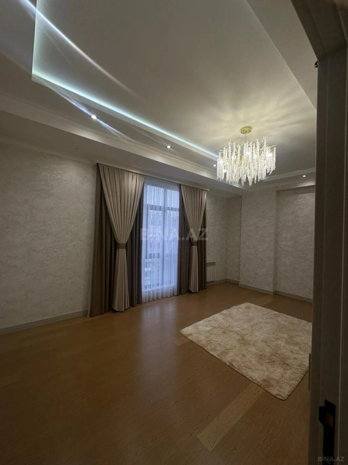 Satılır 3 otaqlı mənzil 76 m²