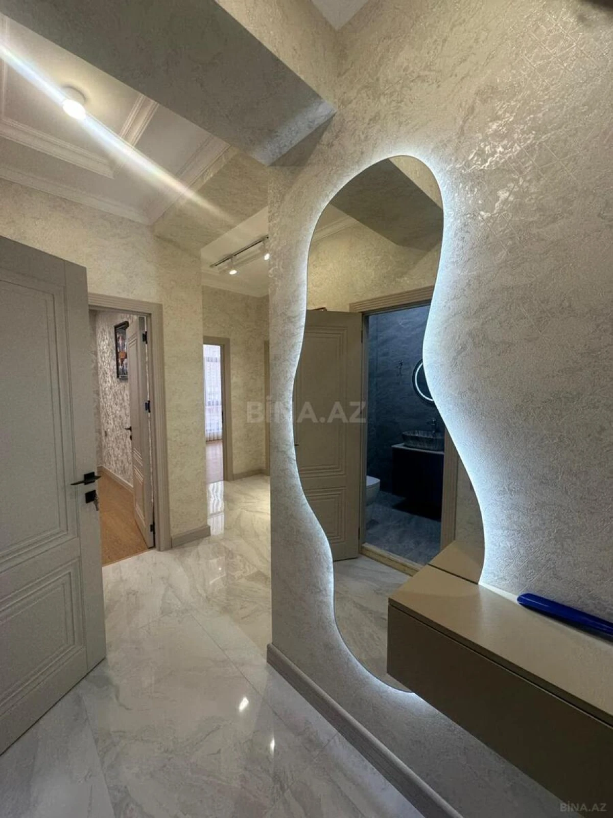 Satılır 3 otaqlı mənzil 76 m²