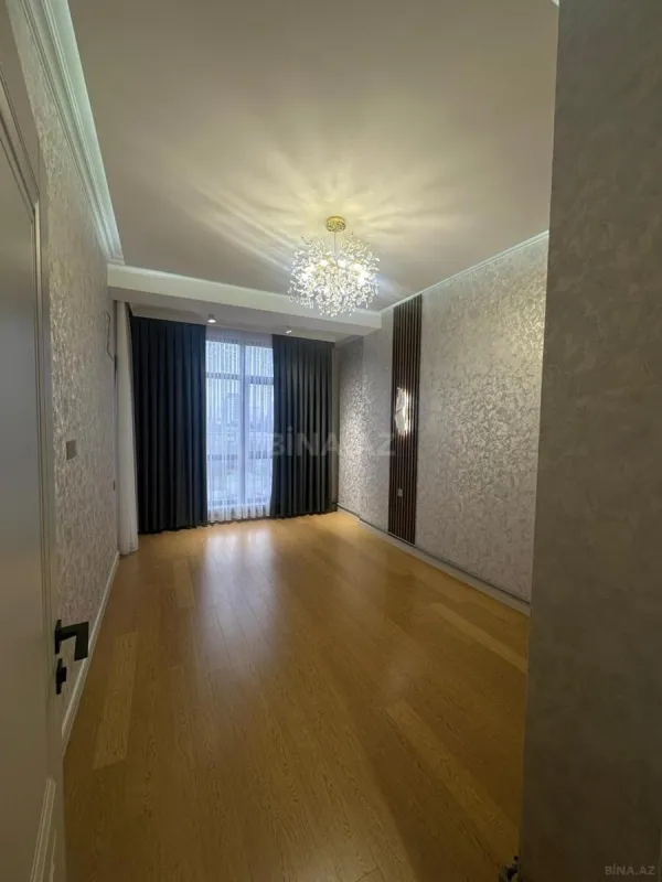 Satılır 3 otaqlı mənzil 76 m²