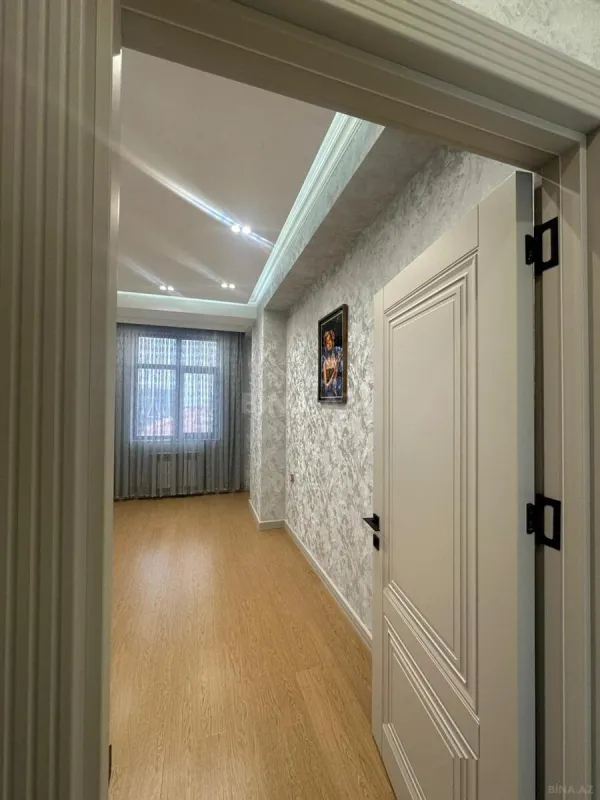 Satılır 3 otaqlı mənzil 76 m²