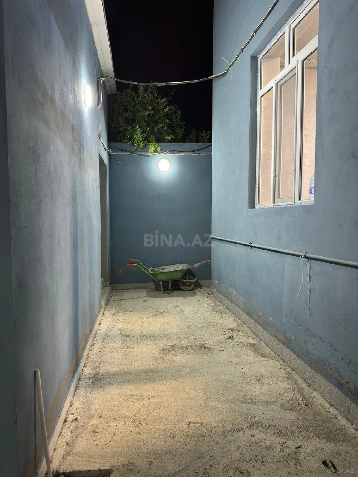 Kirayə verilir obyekt 200 m²