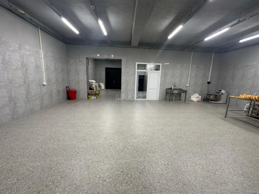 Kirayə verilir obyekt 200 m²