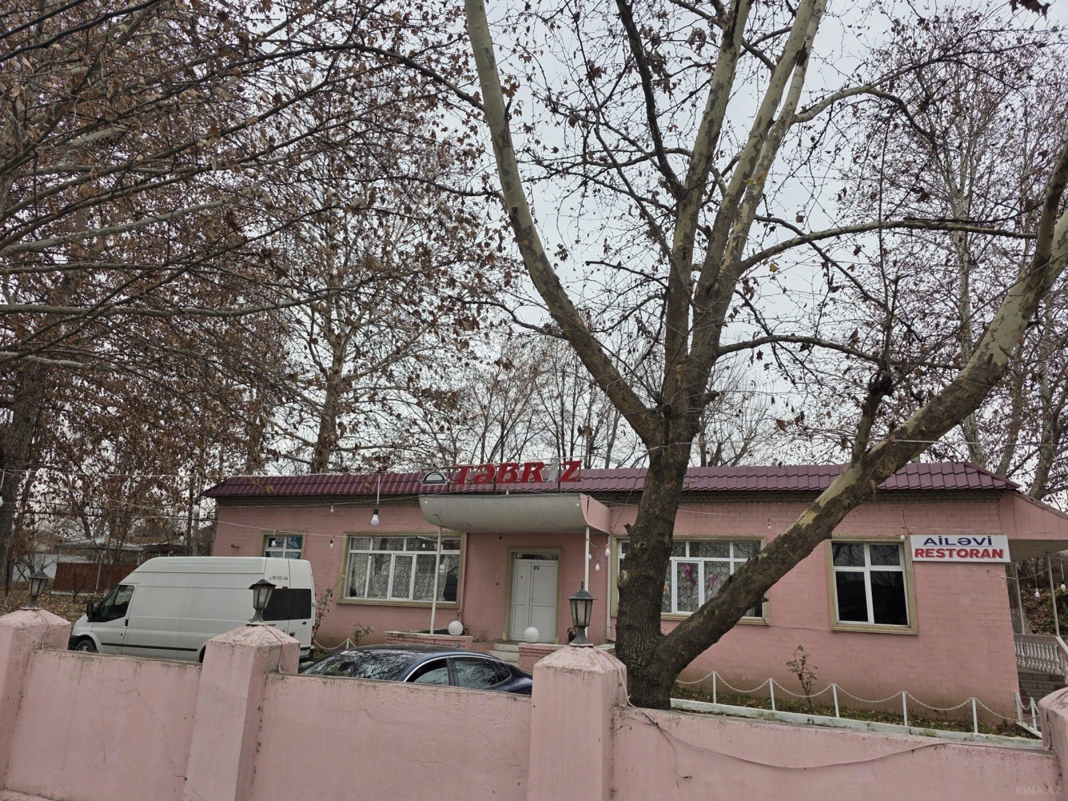 Satılır obyekt 160 m²