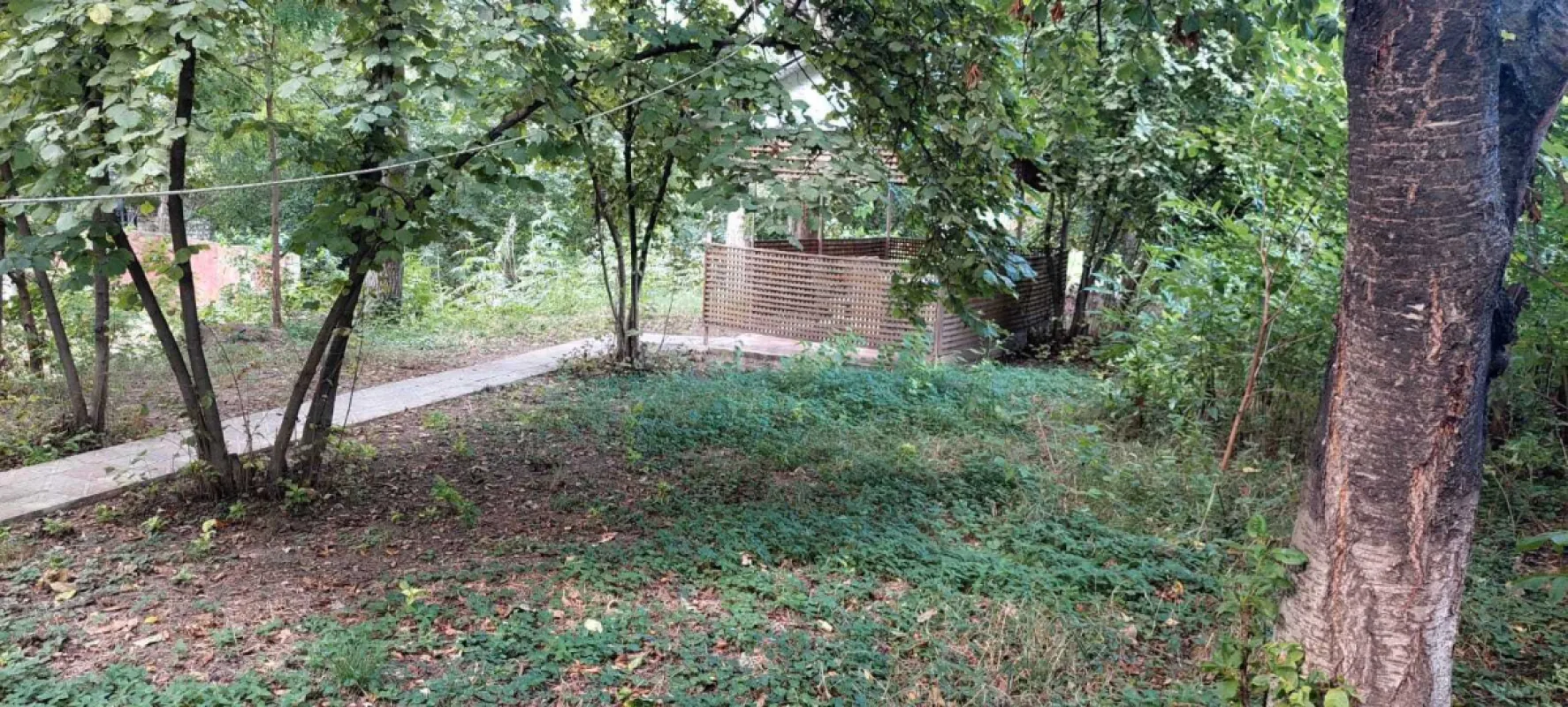 Satılır obyekt 160 m²