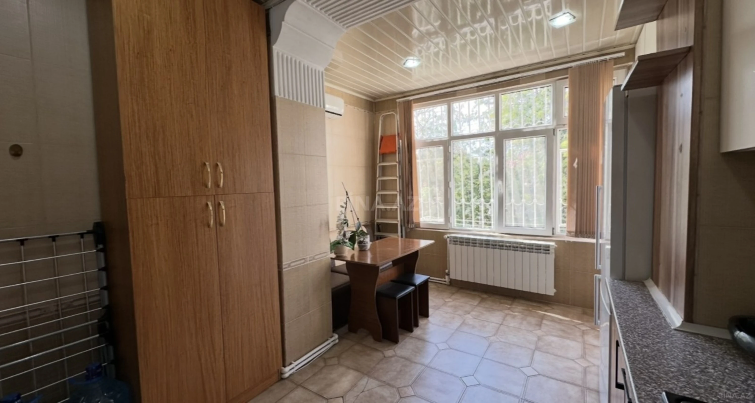 Kirayə verilir 2 otaqlı mənzil 65 m²