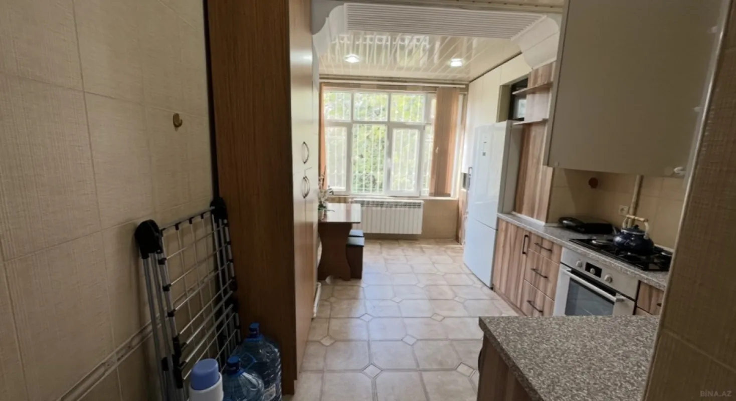 Kirayə verilir 2 otaqlı mənzil 65 m²