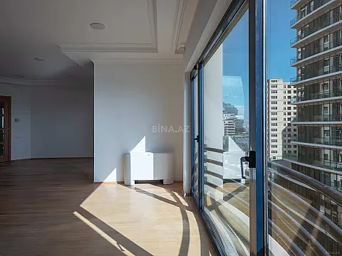 Kirayə verilir 4 otaqlı ofis 170 m²