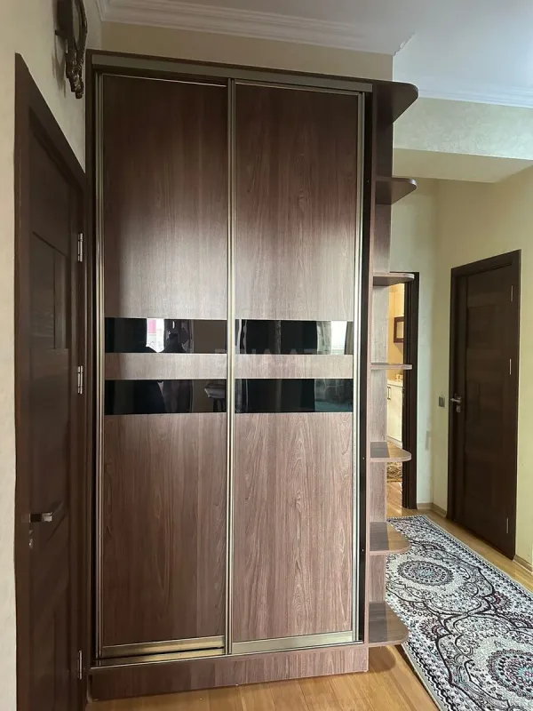 Kirayə verilir 3 otaqlı mənzil 120 m²