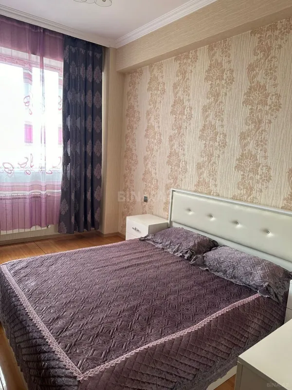 Kirayə verilir 3 otaqlı mənzil 120 m²