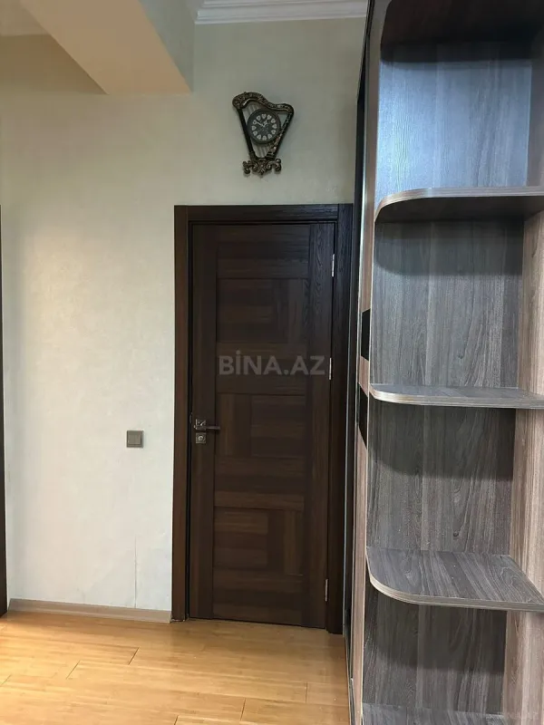 Kirayə verilir 3 otaqlı mənzil 120 m²