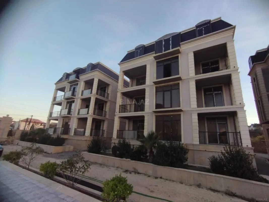 Satılır 3 otaqlı mənzil 107 m²