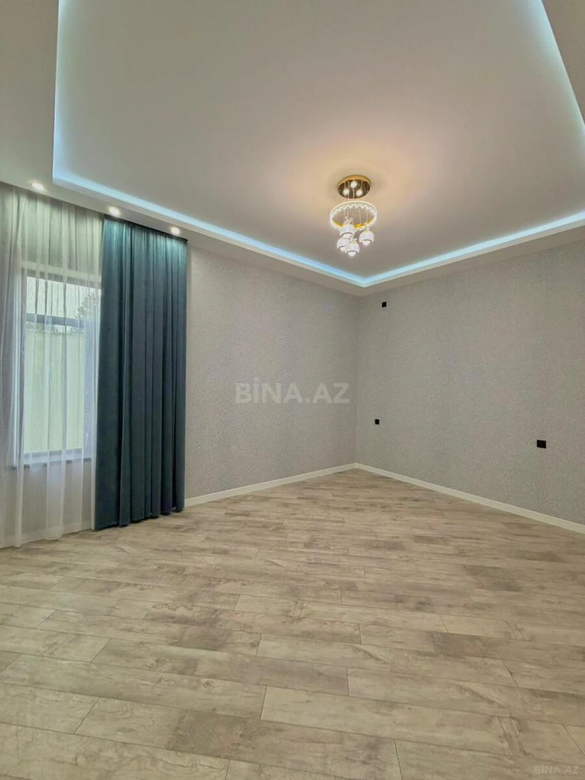 Satılır 4 otaqlı həyət evi 170 m²