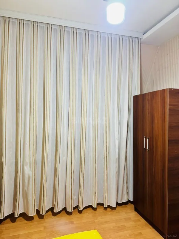 Kirayə verilir 2 otaqlı mənzil 50 m²