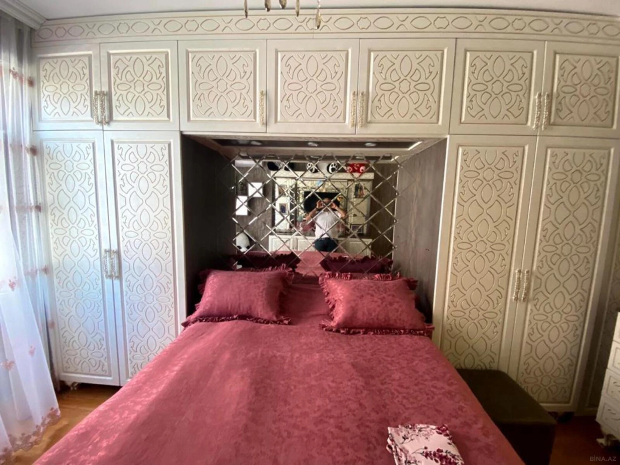 Satılır 2 otaqlı mənzil 65 m²