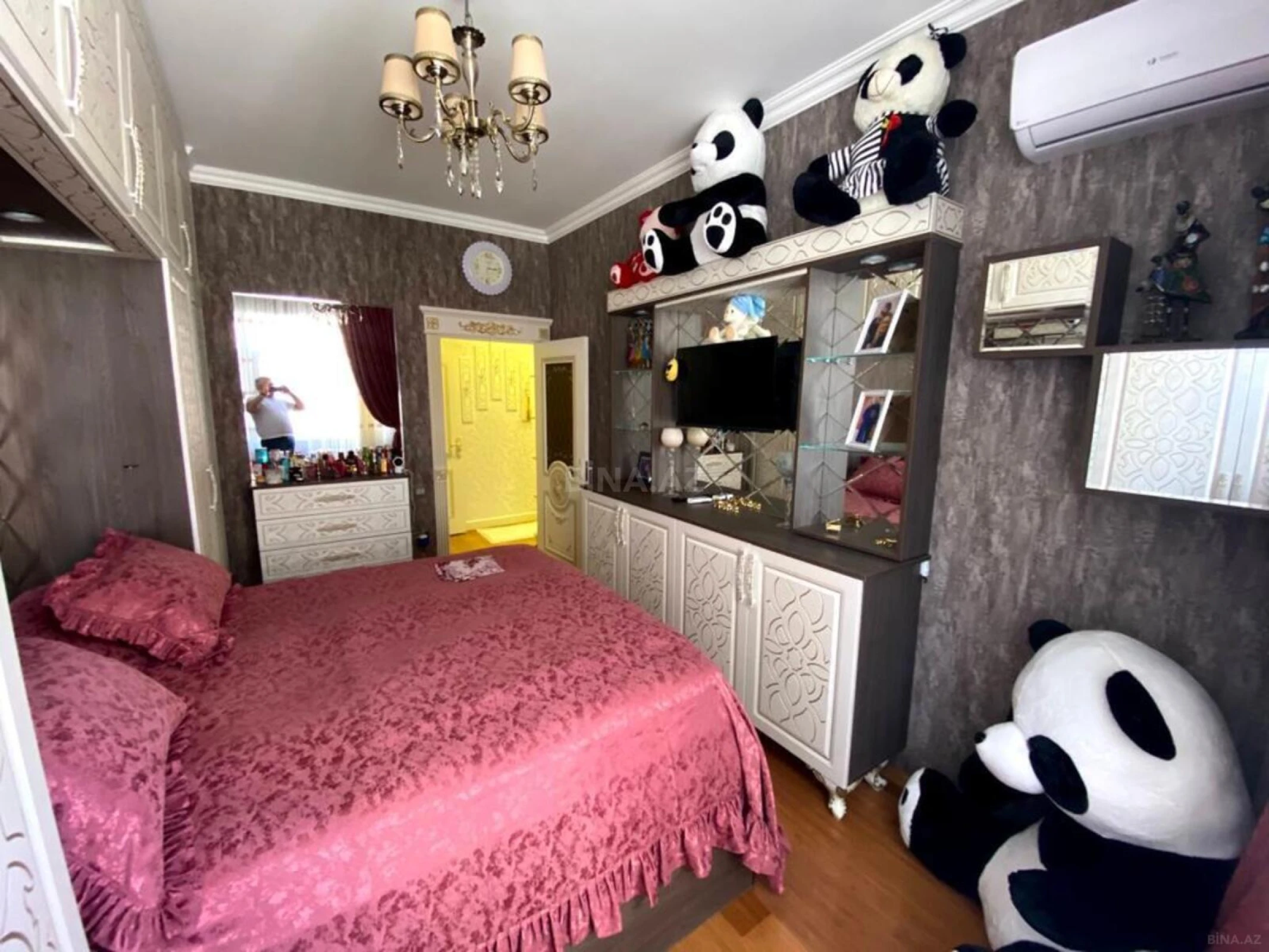 Satılır 2 otaqlı mənzil 65 m²