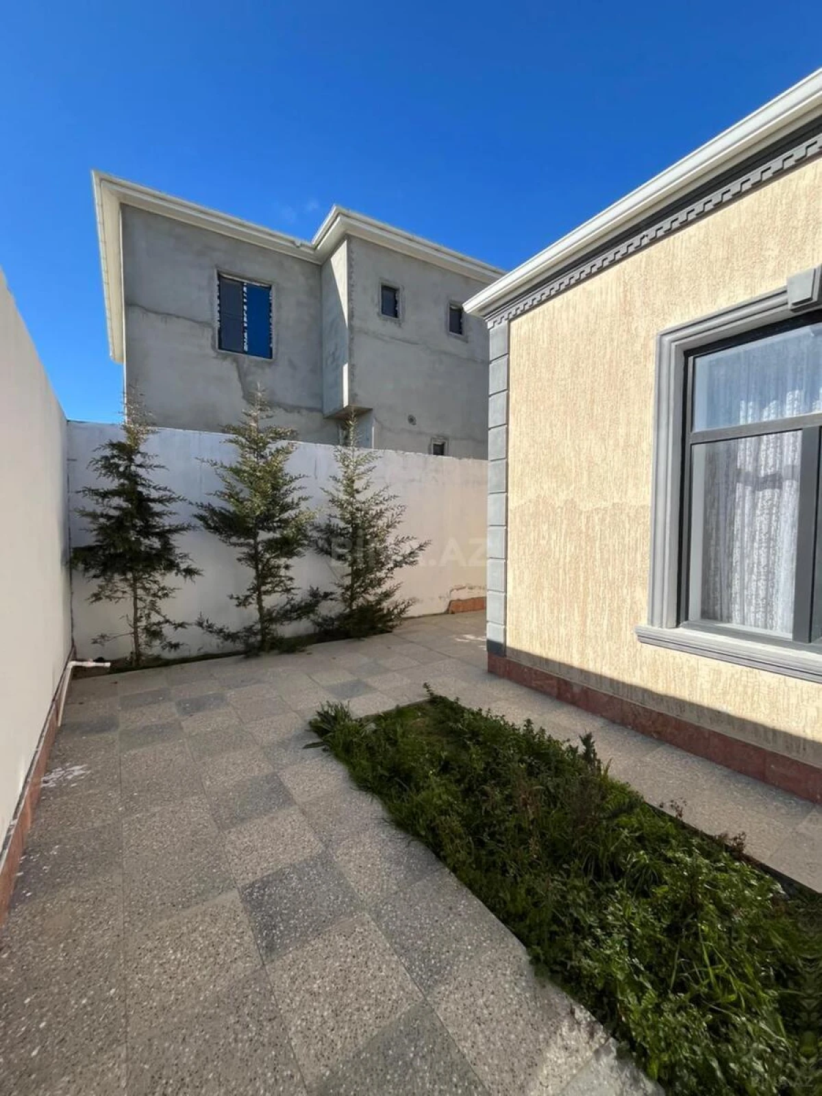 Satılır 4 otaqlı həyət evi 160 m²