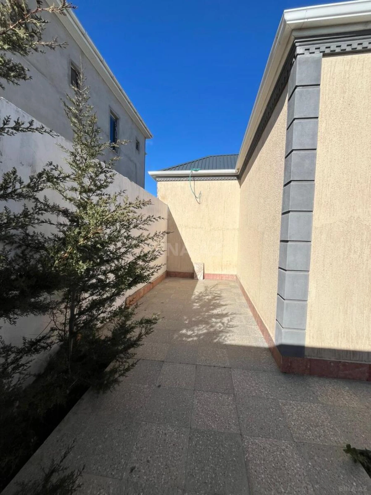 Satılır 4 otaqlı həyət evi 160 m²